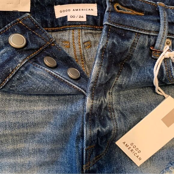 Good American bombshell shorts - Picture 3 of 3